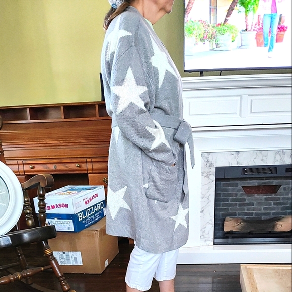 NWT Lane Bryant Gray w/ White Stars Cardigan, Size 18-20 #50 - Picture 5 of 9